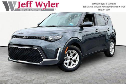 Gravity Gray 2025 Kia Soul LX