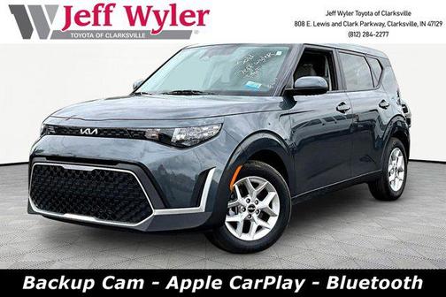 Gravity Gray 2025 Kia Soul LX