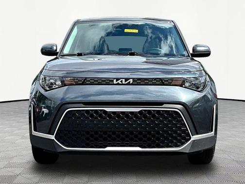 Gravity Gray 2025 Kia Soul LX