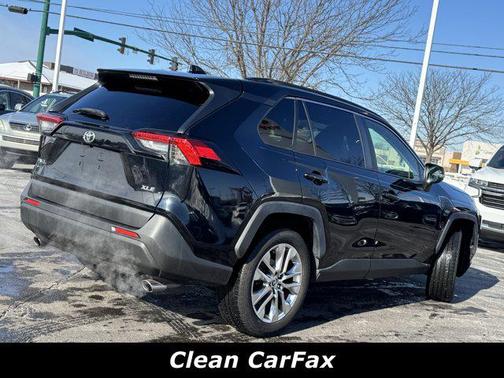 2020 Toyota RAV4 XLE Premium