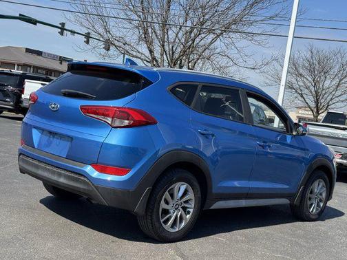 2017 Hyundai TUCSON SE Plus