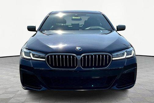 Carbon Black Metallic 2022 BMW M550 i Xdrive