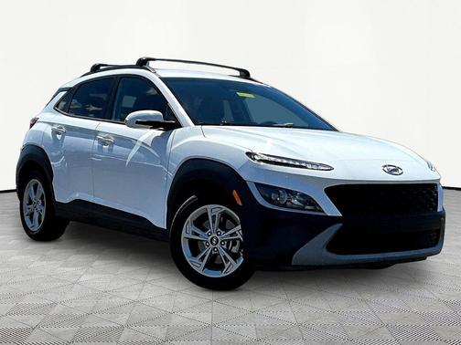 Lunar White 2023 Hyundai KONA SEL