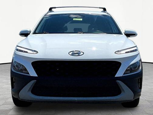 Lunar White 2023 Hyundai KONA SEL
