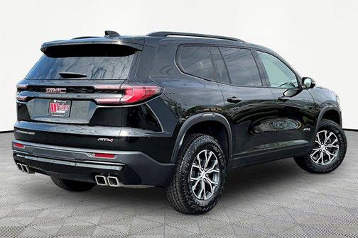 2025 GMC Acadia AWD AT4
