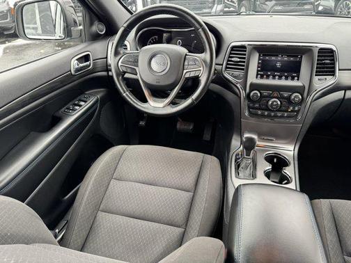 2020 Jeep Grand Cherokee Upland