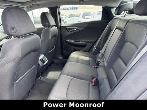 2022 Chevrolet Malibu FWD LT