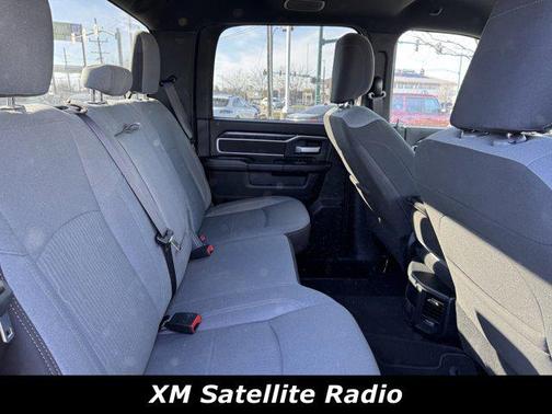 2024 RAM 2500 Big Horn Crew Cab 4x4 6'4' Box