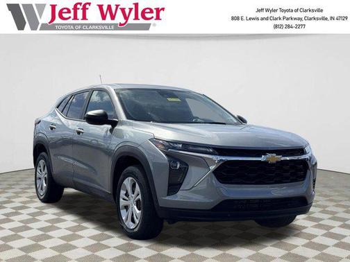 Sterling Gray Metallic 2024 Chevrolet Trax LS