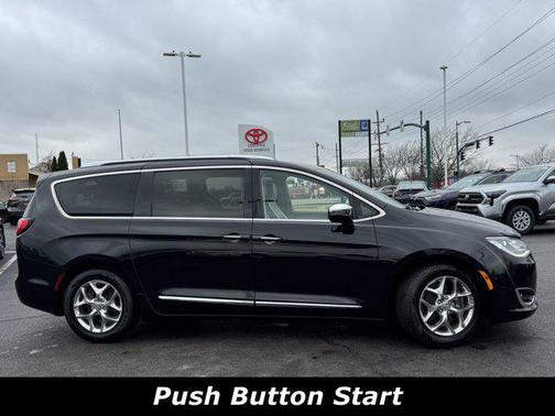 2019 Chrysler Pacifica Limited