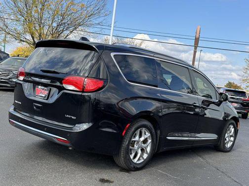 2019 Chrysler Pacifica Limited