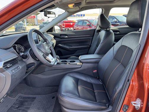 2022 Nissan Altima SR VC-Turbo FWD