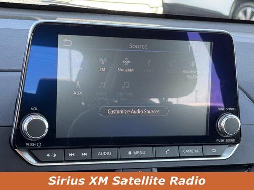 2022 Nissan Altima SR VC-Turbo FWD