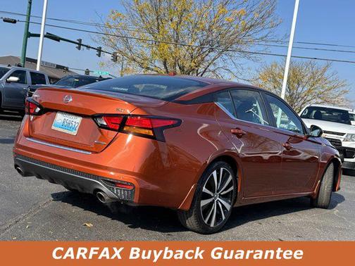 2022 Nissan Altima SR VC-Turbo FWD