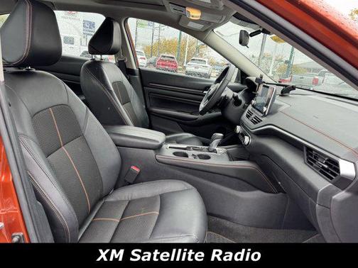 2022 Nissan Altima SR VC-Turbo FWD