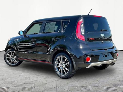 Shadow Black 2019 Kia Soul !
