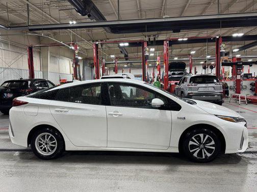 2018 Toyota Prius Prime Plus
