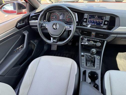 2021 Volkswagen Jetta 1.4T R-Line