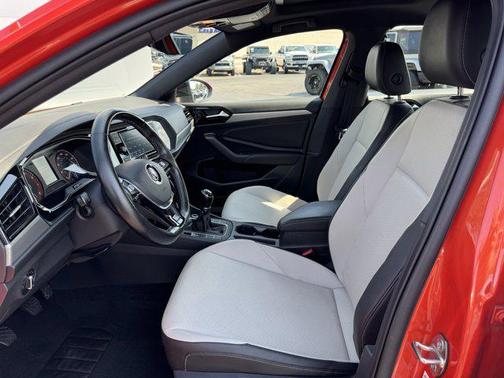 2021 Volkswagen Jetta 1.4T R-Line