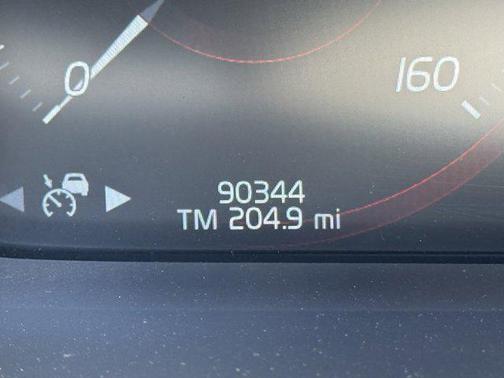 2018 Volvo V90 Cross Country T5