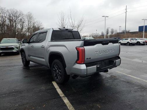 2024 Toyota Tundra Hybrid Platinum