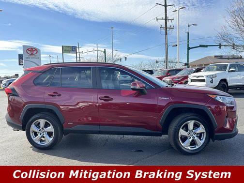 2021 Toyota RAV4 Hybrid XLE Premium