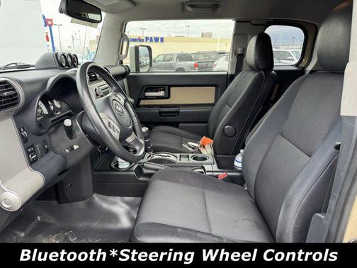 2014 Toyota FJ Cruiser Base