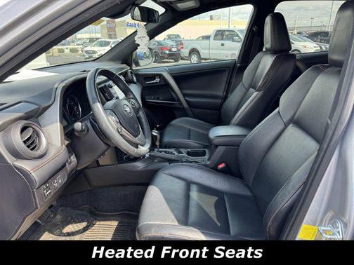 2017 Toyota RAV4 SE