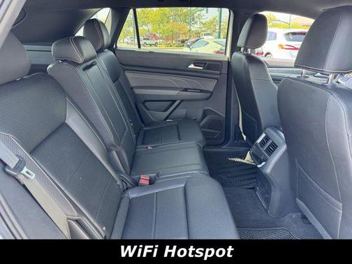 2023 Volkswagen Atlas Cross Sport 2.0T SE
