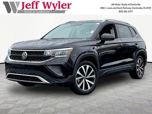 Deep Black Pearl 2022 Volkswagen Taos 1.5T SE