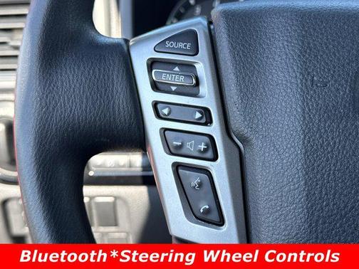 2023 Nissan Titan SV