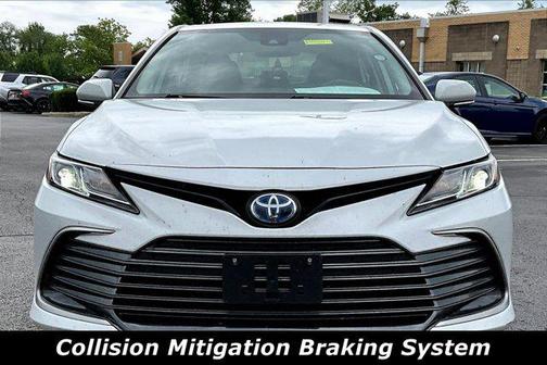 Ice Edge 2023 Toyota Camry LE