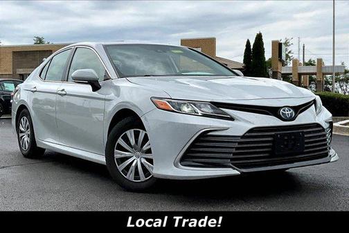 Ice Edge 2023 Toyota Camry LE