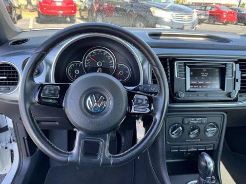 2016 Volkswagen Beetle 1.8T Denim