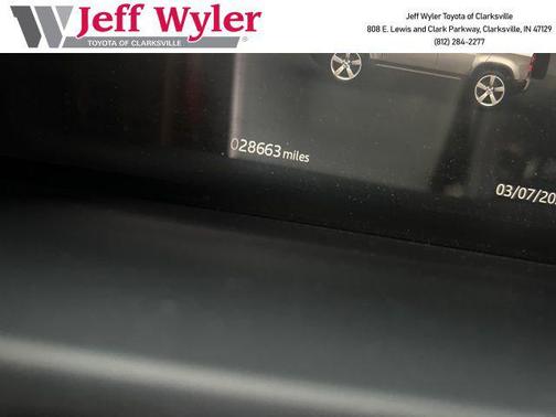 2024 Land Rover Defender 110 P300