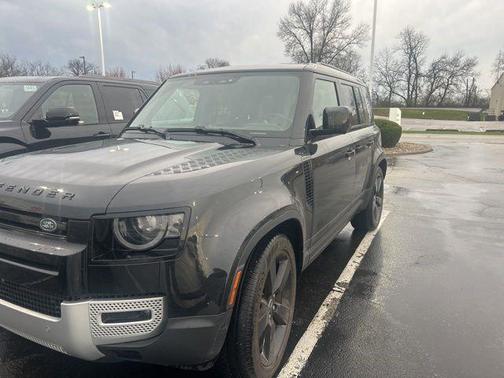 2024 Land Rover Defender 110 P300