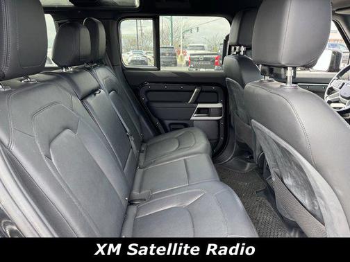 2024 Land Rover Defender 110 P300