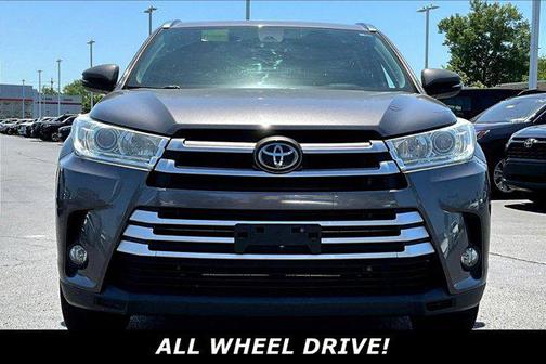 Predawn Gray Mica 2019 Toyota Highlander XLE