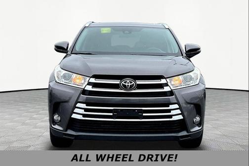 Predawn Gray Mica 2019 Toyota Highlander XLE