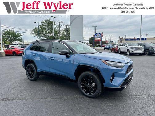 2025 Toyota RAV4 Hybrid SE