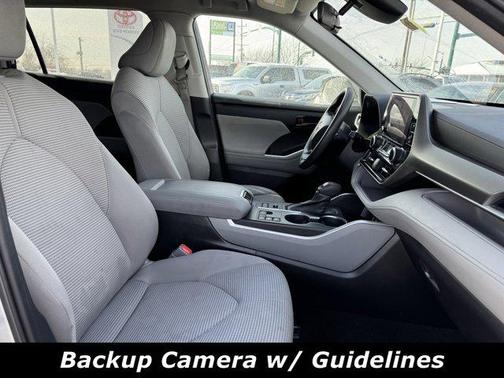 2023 Toyota Highlander Platinum