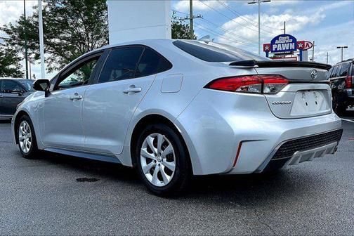 Classic Silver Metallic 2020 Toyota Corolla SE