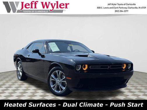 2023 Dodge Challenger SXT
