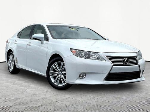 Starfire Pearl 2015 Lexus ES 350 Base