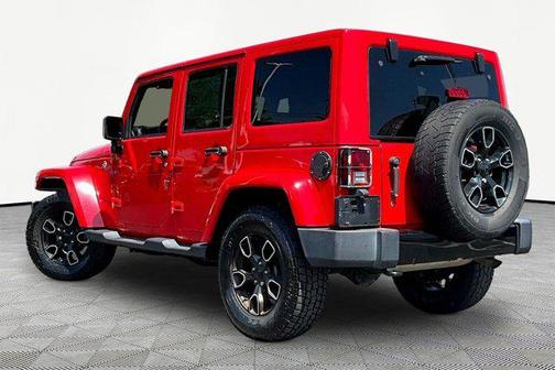 Firecracker Red Clearcoat 2018 Jeep Wrangler JK Unlimited Altitude