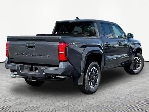 01l7 2026 Toyota Tacoma TRD Sport