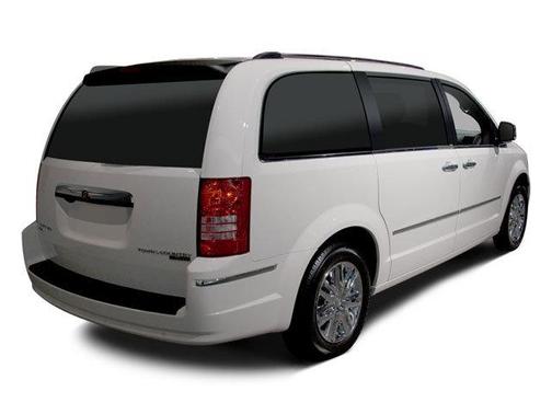 Bright Silver Metallic 2010 Chrysler Town & Country Touring