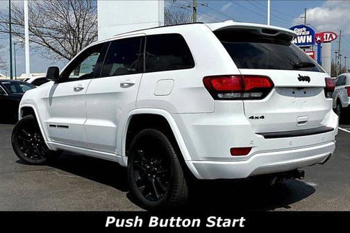 Bright White Clearcoat 2018 Jeep Grand Cherokee Altitude