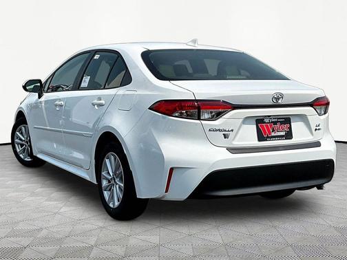 0040 2026 Toyota Corolla Hybrid LE