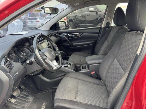 2018 Nissan Rogue Sport SV